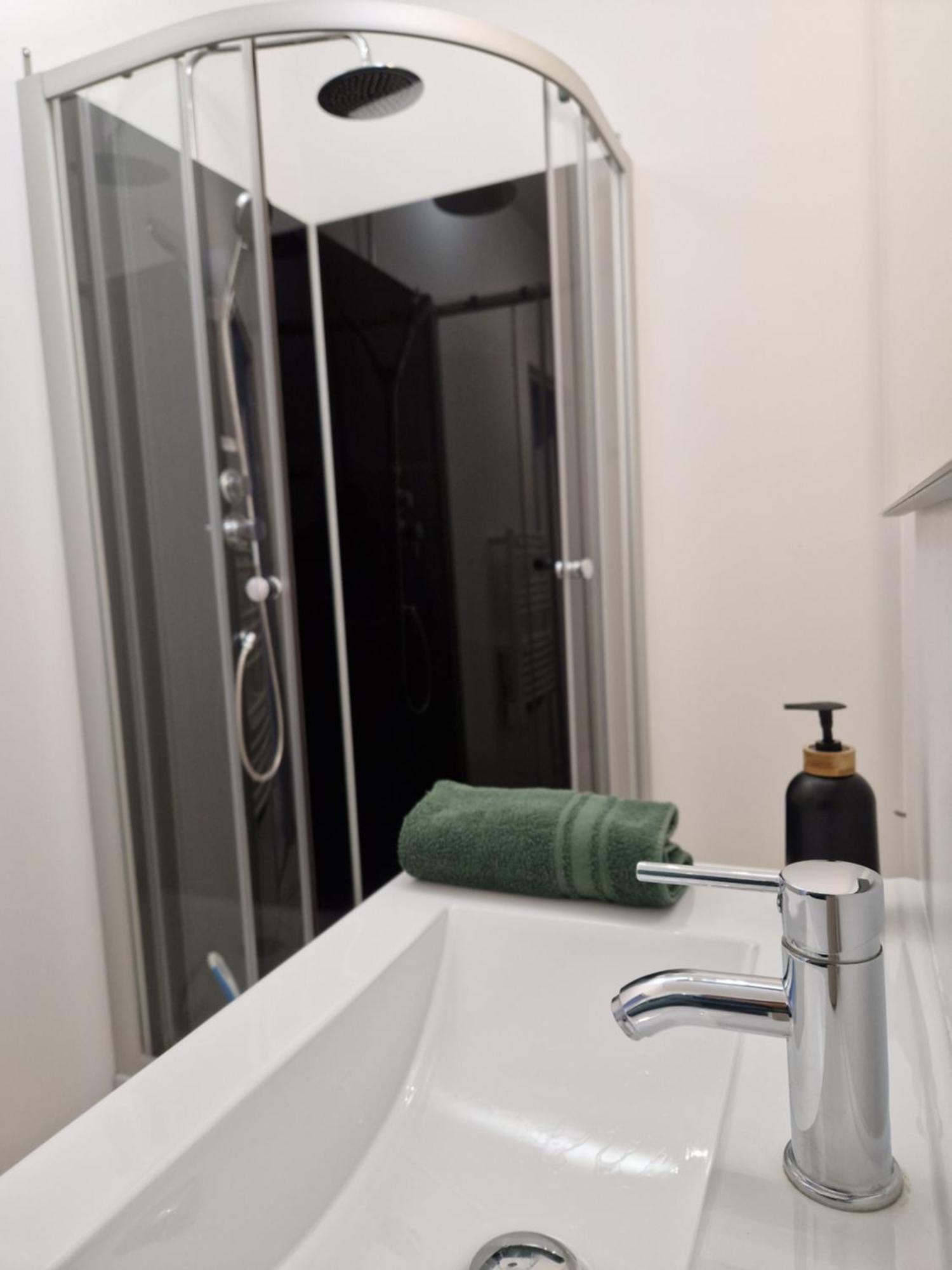 Les Appartements De Lucie О-Бон Экстерьер фото